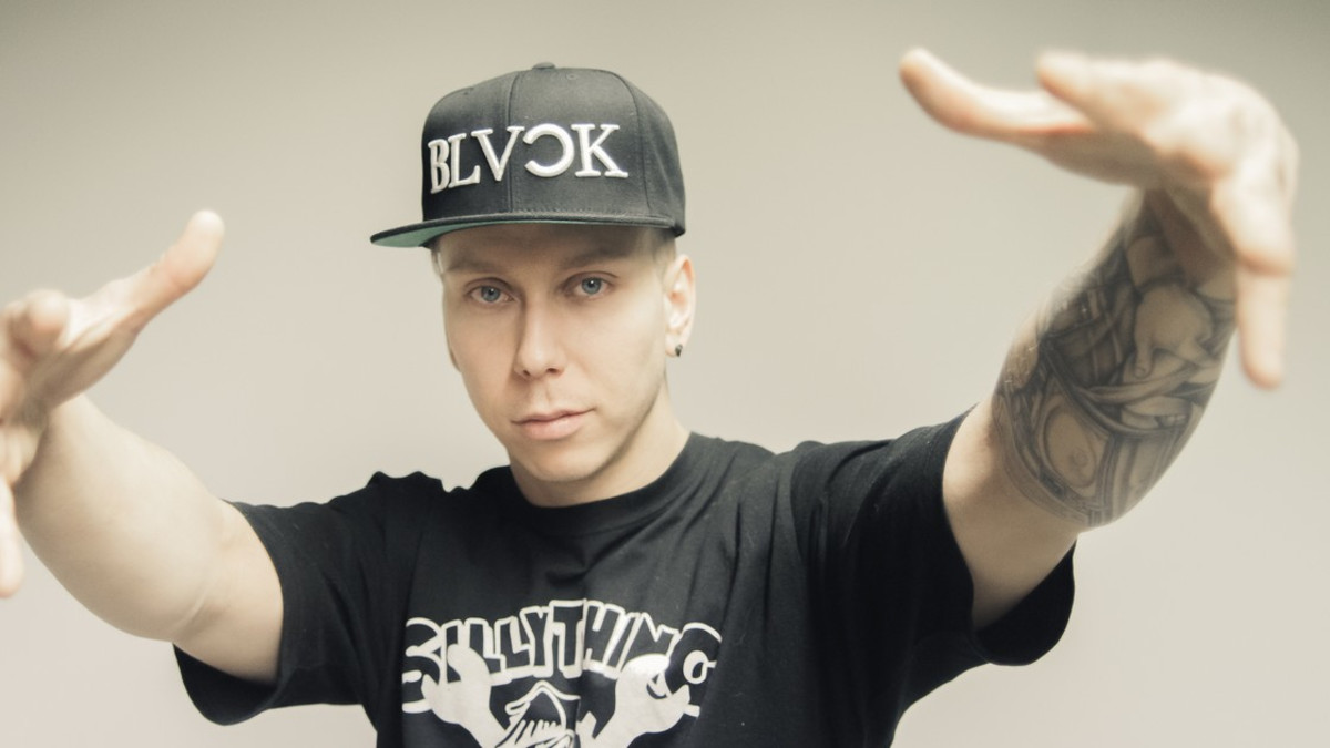 Kuningas Pähkinä ja Setä Tamu vierailevat Mäkin videolla