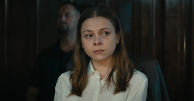 Netflix julkaisee tänään ruotsalaisen minisarjan Aivan tavallinen perhe