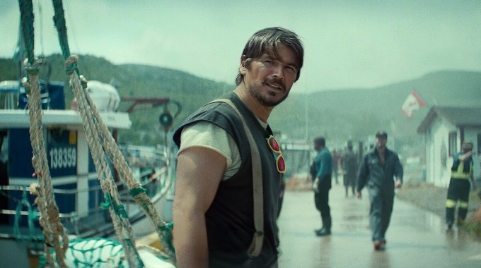 Josh Hartnett Netflixin Below-sarjan kuvassa.
