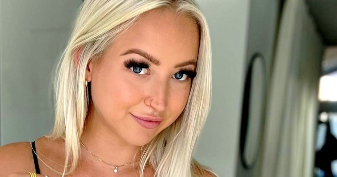 Instagram-bikinipylly framilla! Brooklyn Millard on somehelmi