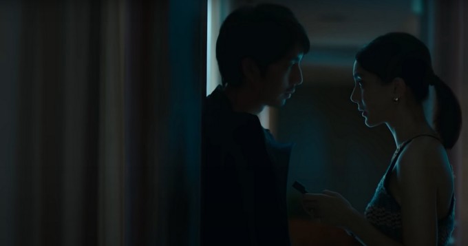 Netflix tarjoaa uuden trillerisarjan - Puhelin aiheuttaa kauheuksia