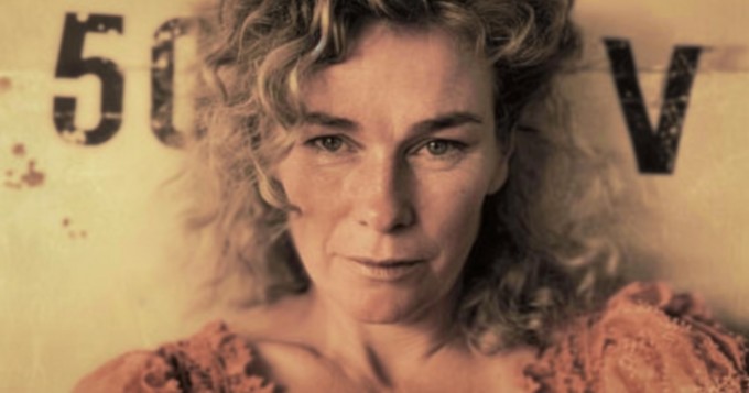 50-vuotias somehottis Jemma: "Olen rehellisesti puuma"