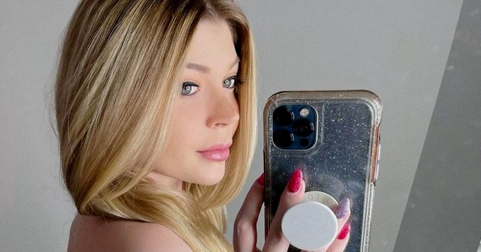 TikTok-pyllytähti Lindsay Capuano hemmottelee miljoonia somefanejaan