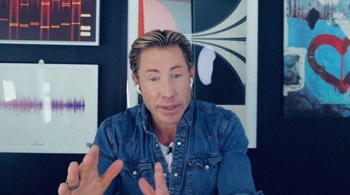 Matthew Walker Startalk-podcastissa.