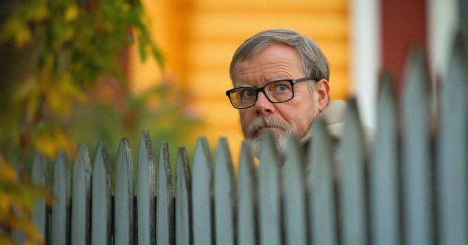 Mies toteutti sosiaalisen kokeen naapurustossaan - "olen kuin uusi ihminen"