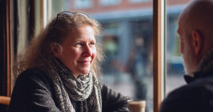 11 lausetta, joilla sosiaalisesti älykkäät ihmiset luovat yhteyden lähes välittömästi