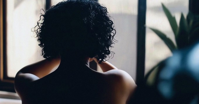 Sulhanen jäi kiinni: salasuhde hääsuunnittelijan kanssa