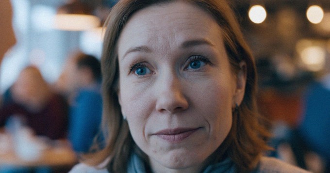 Ihminen voi kuulostaa ystävälliseltä, vaikka hän oikeasti tuomitsee sinua