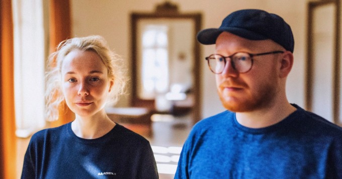 "Mieheni oli edelleen deittisovelluksissa" - Hänen selittelynsä sai naisen raivoamaan