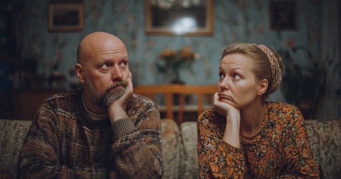 Miksi osa miehistä vetäytyy, kun suhde muuttuu vakavaksi? 11 tunnusmerkkiä