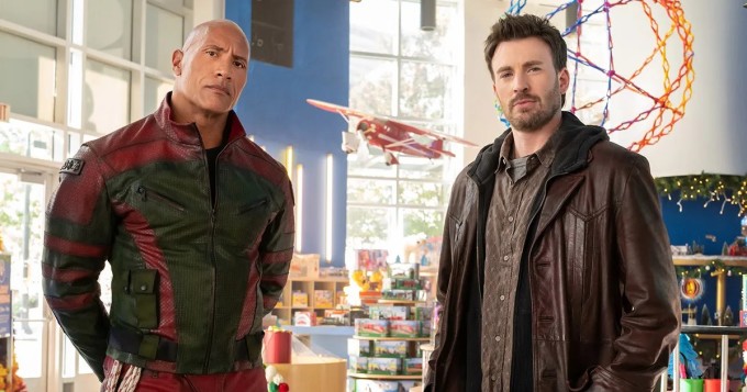 Dwayne Johnson ja Chris Evans nähdään eeppisessä joululeffassa 2024