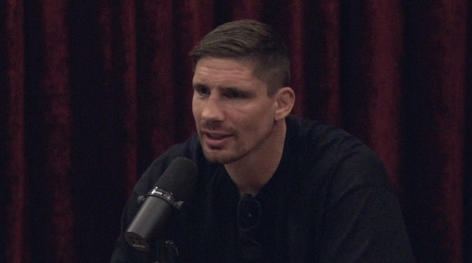 Rico Verhoeven Joe Roganin podcastissa.