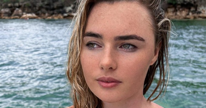 Ihana Instagram-kurvitar! Ruby-Lee Coffey valloittaa somea