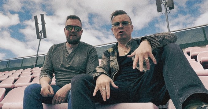 Kesän 2025 hittibiisi? Seuramiehet - Hihat irtoo