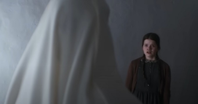 Sisar Kuolema - Netflix julkaisi Veronica-kauhuleffan esiosan