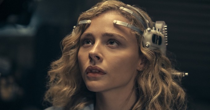 Prime Video -sarja lopetetaan - Taustalla näyttelijöiden ja käsikirjoittajien lakko