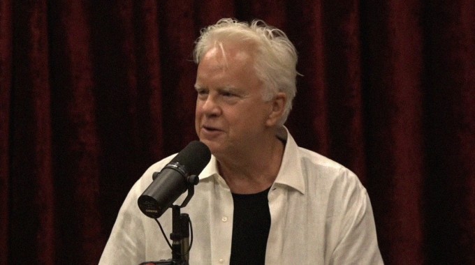 Tim Robbins Joe Rogan -podcastissa.