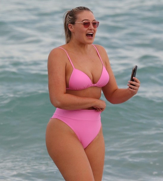 Iskra Lawrence