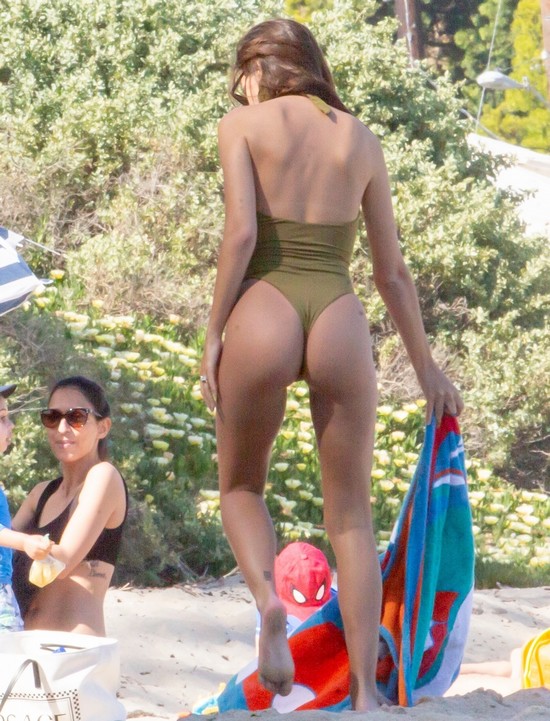 Emily Ratajkowski