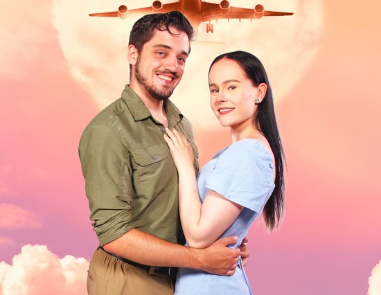 Ensitreffit ulkomailla - Laura ja Mike