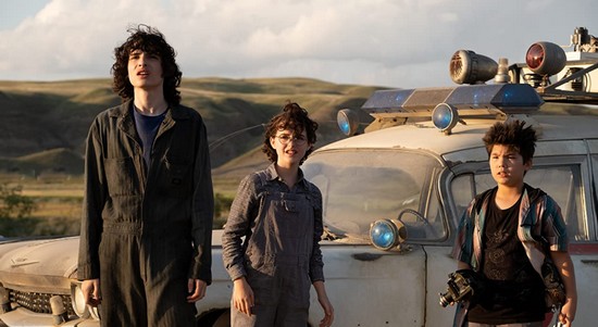 Ghostbusters: Afterlife - Trevor Spengler (Finn Wolfhard), Phoebe Spengler (McKenna Grace) & Logan Kim (Podcast)