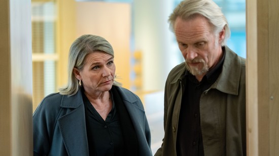 Transport - Pirkko Hämäläinen (Marianne Rautiainen) ja Antti Virmavirta (Kari Hammarén)