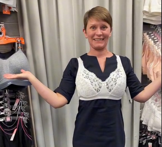 TikTok / Janice Rose Lingerie