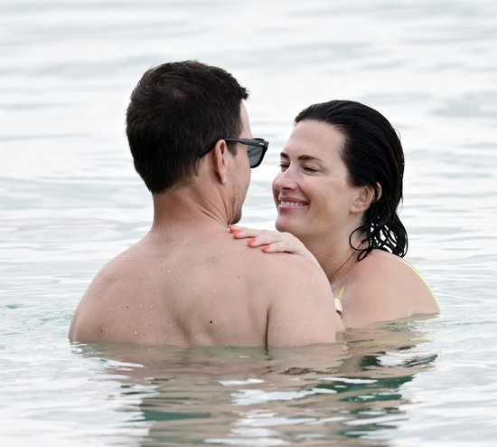Mark Wahlberg - Rhea Durham