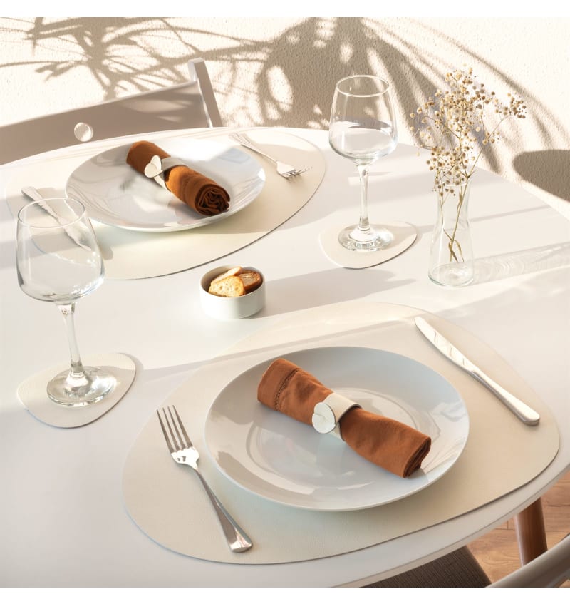 SKINNATUR - placemat pebble - 46x40cm - 12st - SIMPLY WHITE - sfeerfoto SKIN02001 img