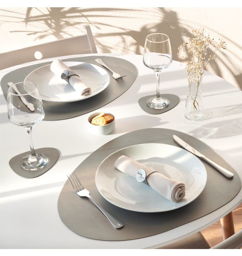 SKINNATUR - placemat pebble - 46x40cm - 12st - SILVER - sfeerfoto SKIN02014 img