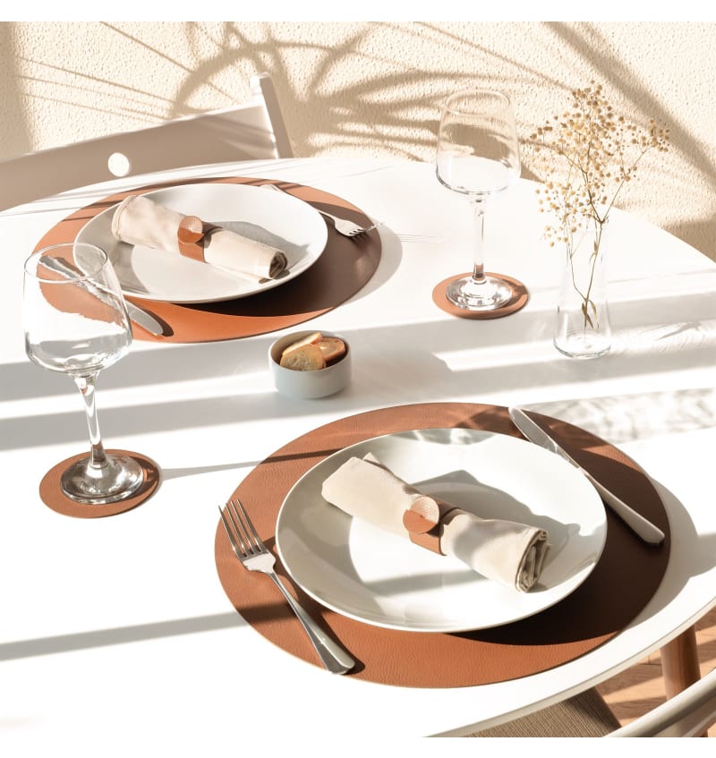 SKINNATUR - placemat circle - 38cm rond - 12st - COGNAC - sfeerfoto SKIN03006 img