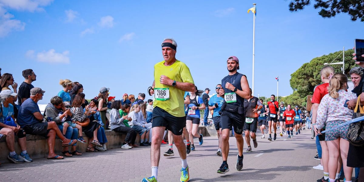 Sea, sun and people au Marathon de Royan