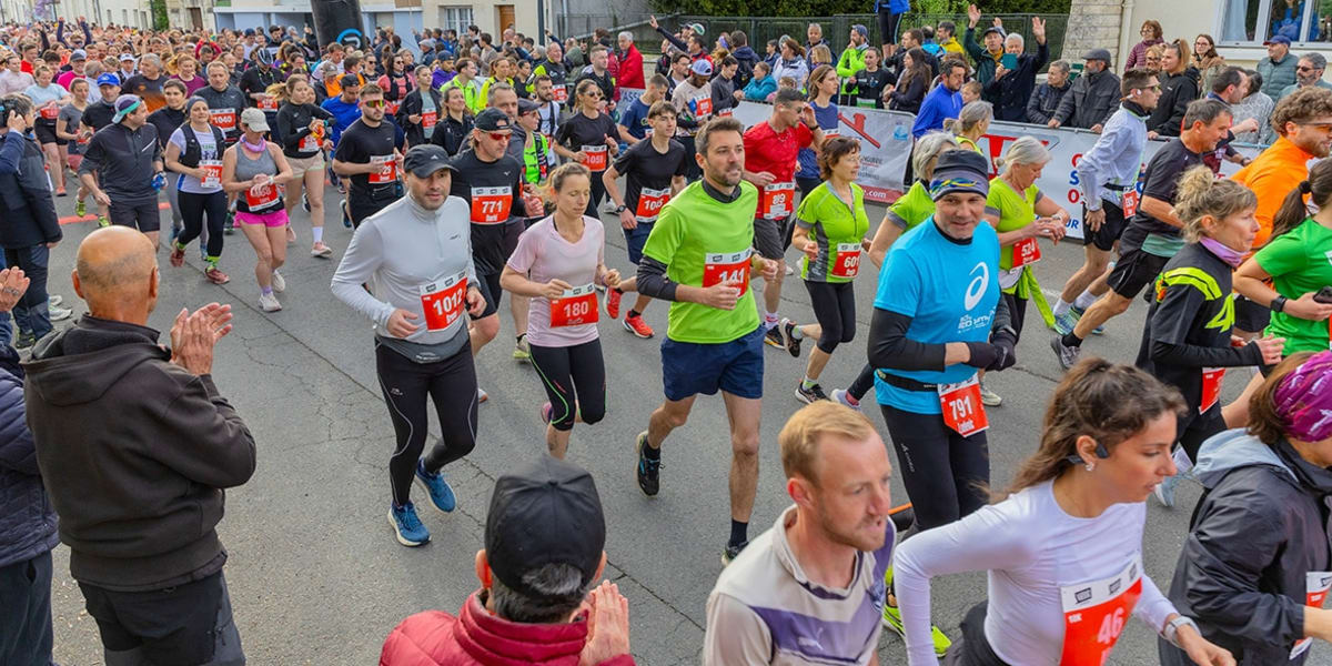 Marathon de Chinon : 3500 coureurs réunis pour la quatrième édition