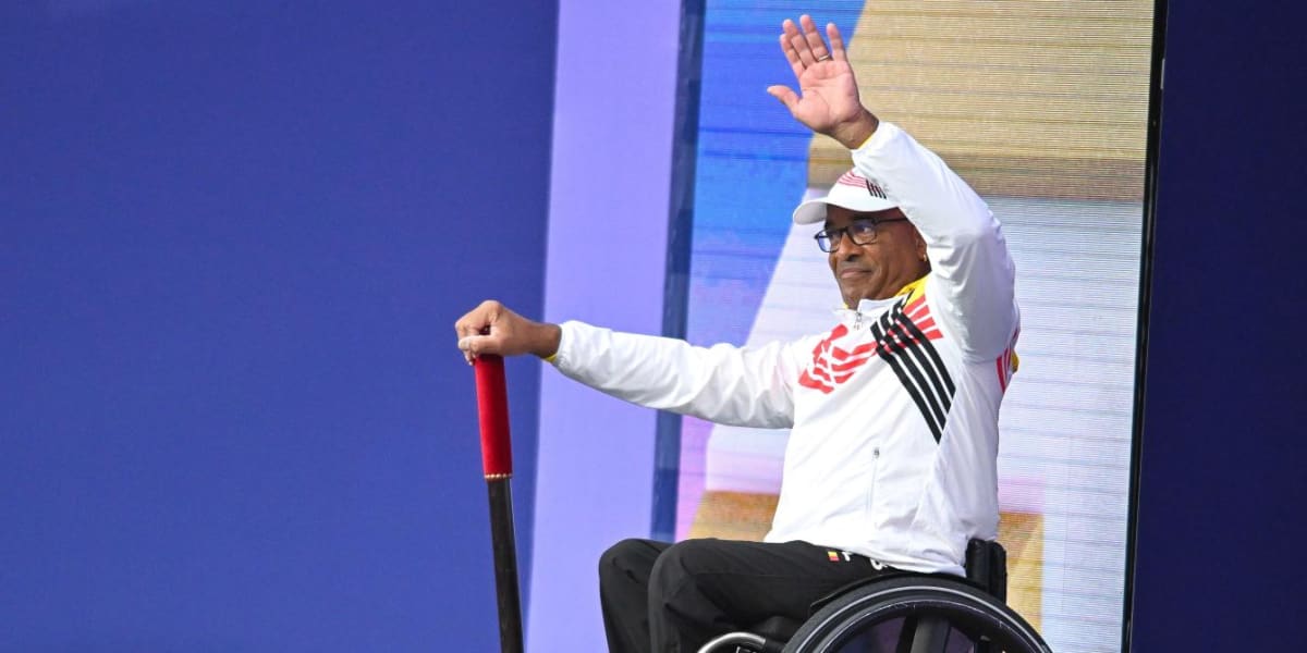 Marathon en fauteuil roulant : deux hommes, une quête