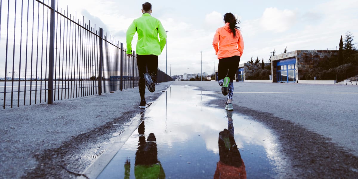 S’entraîner en course à pied en hiver : les activités complémentaires au running