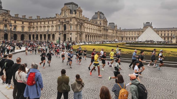 Ravitaillements, tee-shirt finisher optionnel, mobilité durable… Le Marathon de Paris engagé pour l’environnement