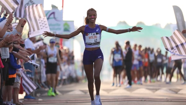Corrida de Langueux : Mehdi Frère et Robe Dida portés par la ferveur bretonne