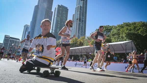 Chris Koch: 4:16 to Roll the Chicago Marathon on a Skateboard