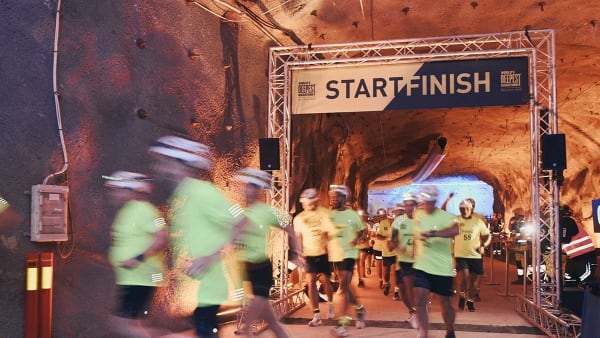 42,195 km sous terre, la version extrême du marathon dans la mine de Garpenberg en Suède