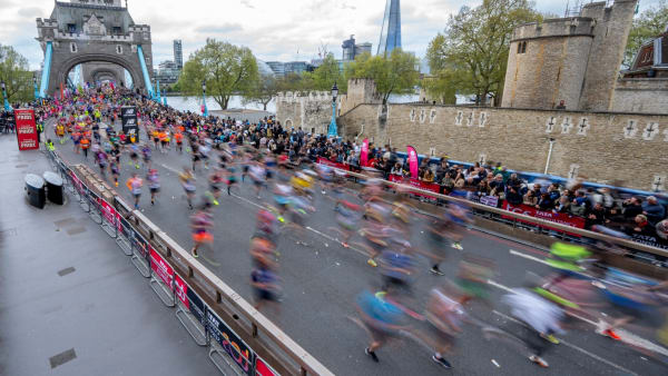 Marathon de Londres 2025 : pourquoi la course attire-t-elle autant de français ?