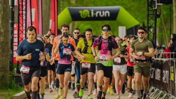 Kinetik Toulouse Urban Trail : 5000 coureurs roses de bonheur