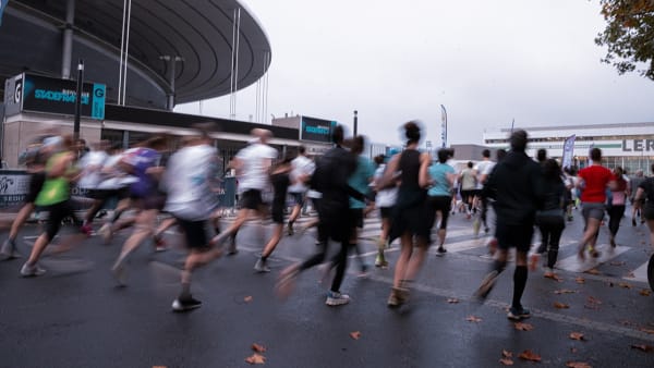 13-Unis : Une course et une marche pour faire vivre la mémoire collective, dix ans après les attentats du 13 novembre 2015