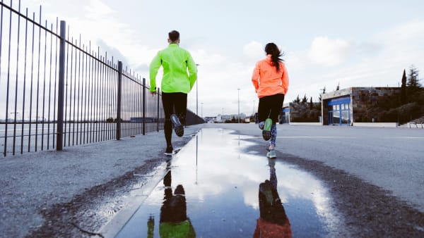 S’entraîner en course à pied en hiver : les activités complémentaires au running