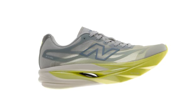 New Balance acelera com a nova geração de carbono: SuperComp Elite v6 e SuperComp Rebel