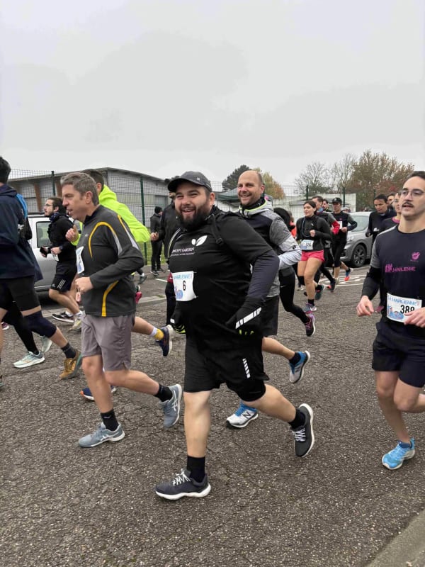 « Tu feras toujours mieux que ceux qui sont dans leur canapé » : courir en surpoids, ce marathon invisible avant même le départ