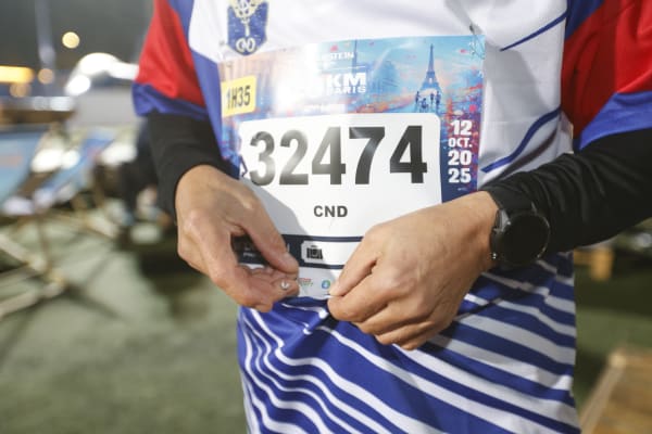 Face aux courses running sold-out, l’essor des dossards solidaires
