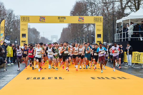 Champs-Élysées 10K: Kiprotich and Viciosa Villa Master Paris in the Rain