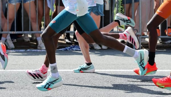 Le podium des chaussures de running sur les marathons de Paris, Boston et Londres 2025