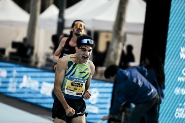 Un semi-marathon d’exception : Brooks au cœur de la fête du running à Barcelone