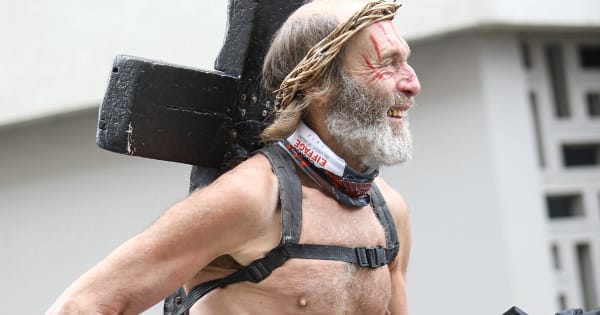 Gilbert Dantzer, alias « Jésus » : plus de 350 marathons déguisés à son actif